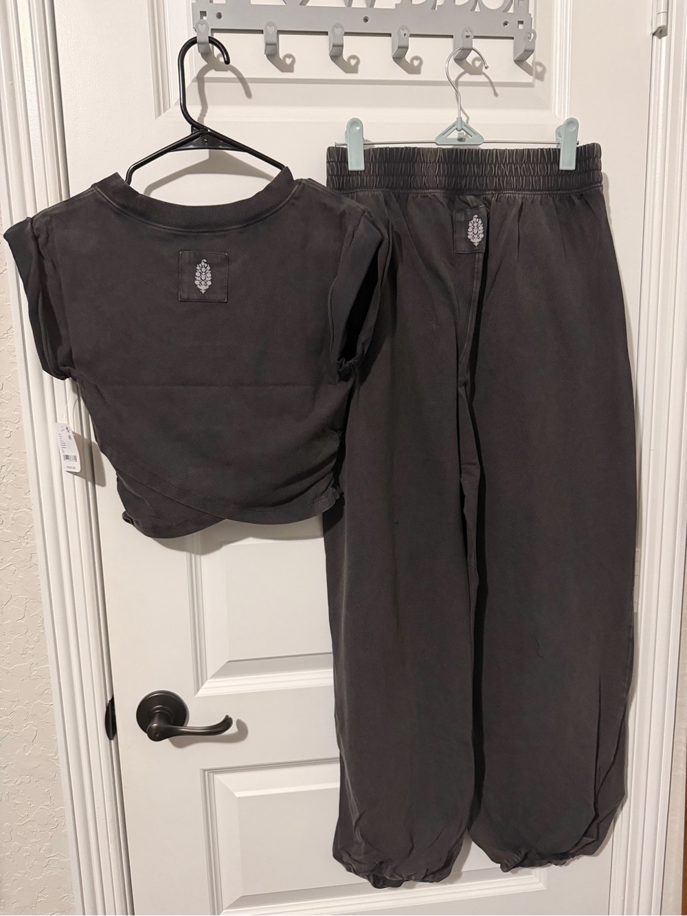 Free People Movement Crossover Set - Picture 3 of 4